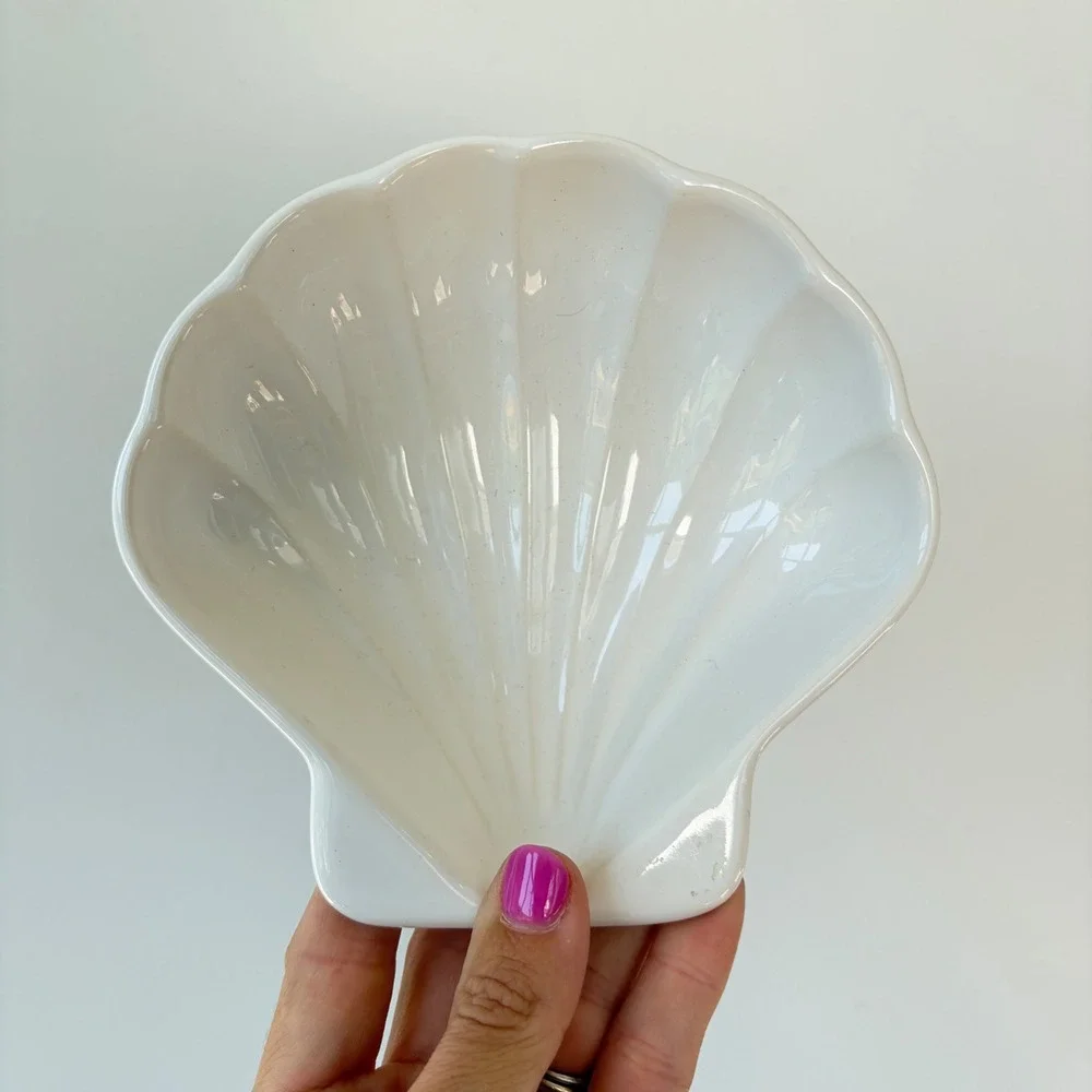Pfaltzgraff White Shell Ceramic Bowl Trinket Dish Scalloped 242 Made in USA